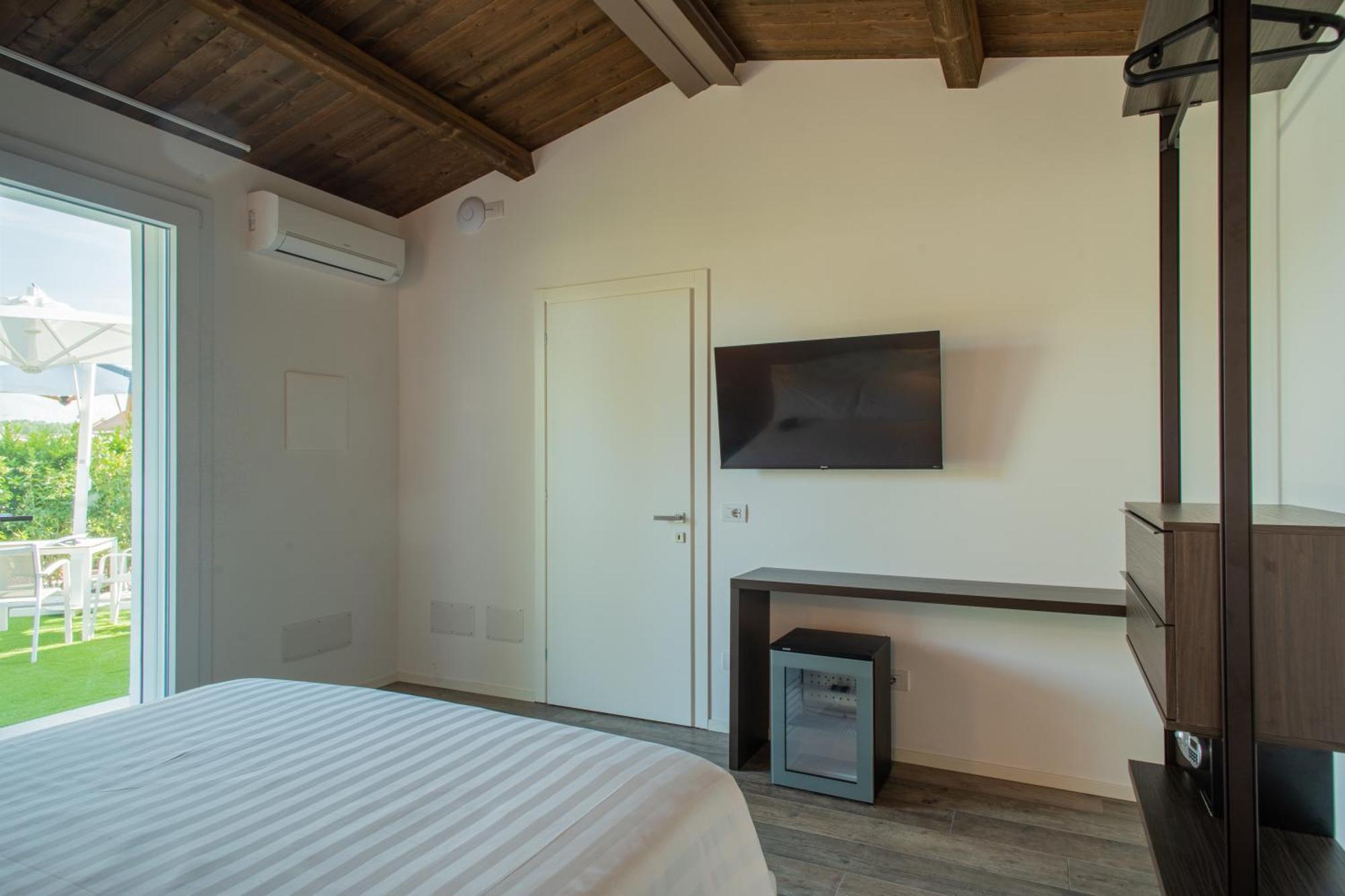 Fiori Di Cardo - Agrimare Villa แชร์เวีย ภายนอก รูปภาพ